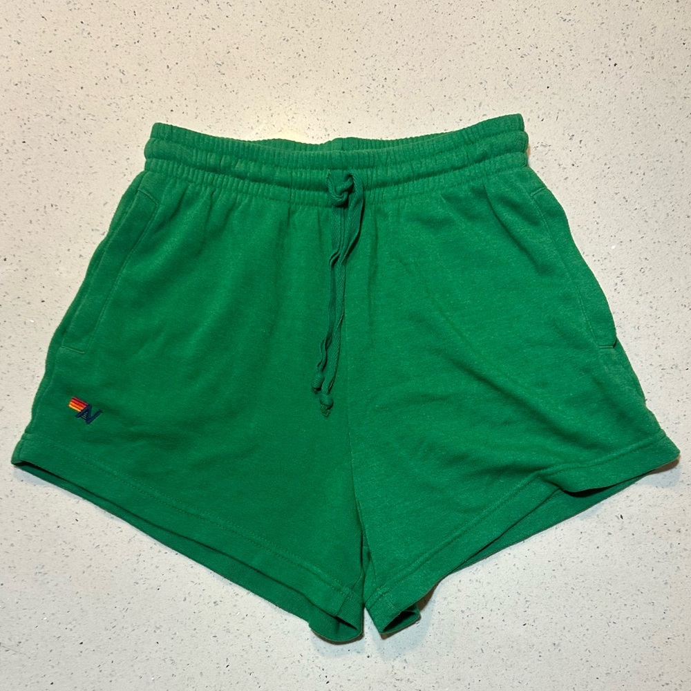 Aviator Nation EUC: LOGO EMBROIDERY LIGHT WEIGHT LOUNGER SHORT - KELLY GREEN